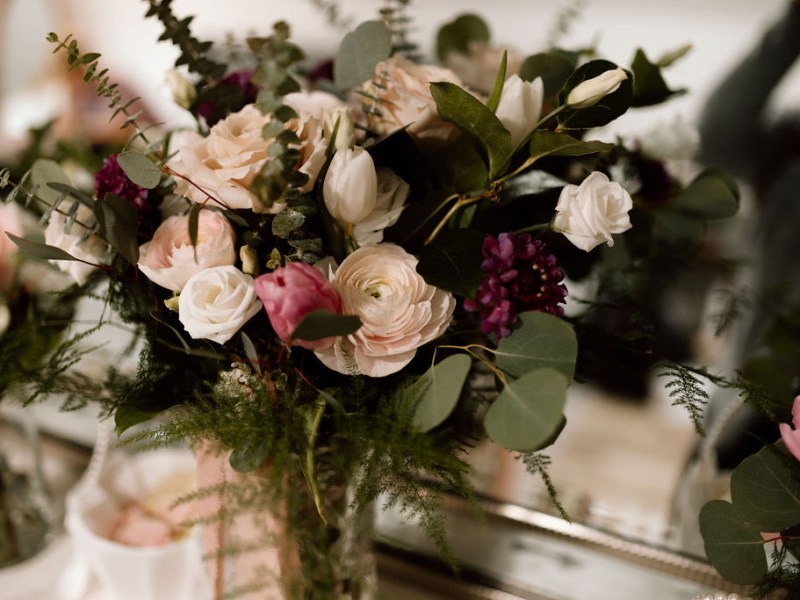 Mr + Mrs&nbsp;Wright